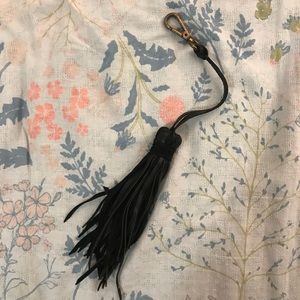 Madewell black leather tassel
